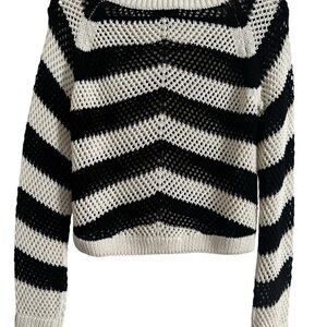 bebe Chevron Knit Black and‎ White Sweater